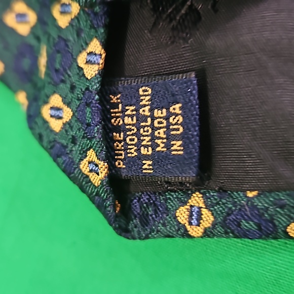 2 Brooks Brothers silk Ties , made in USA - Picture 6 of 15